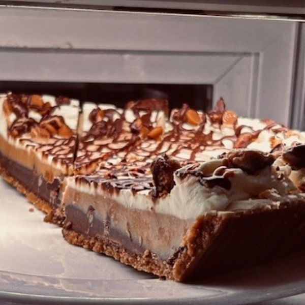 Salty Sistas Restaurant & Bakery Only In Onslow